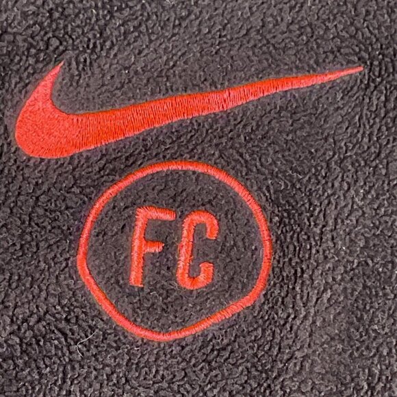 Nike FC Winter Drill Fleece Pullover Sweater Men’s M 1/4 Zip Burgundy AT6105-659 - Picture 10 of 13